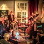 JIMI HERING WEIHNACHTS EXPERIENCE & MOVING KRIPPENSPIELERS